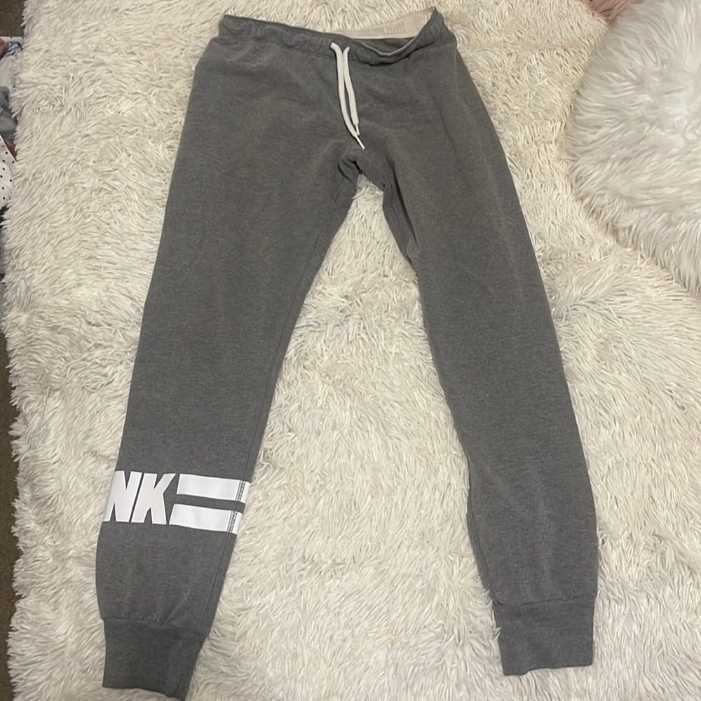 PINK Victoria’s Secret Sweatpants ❤️